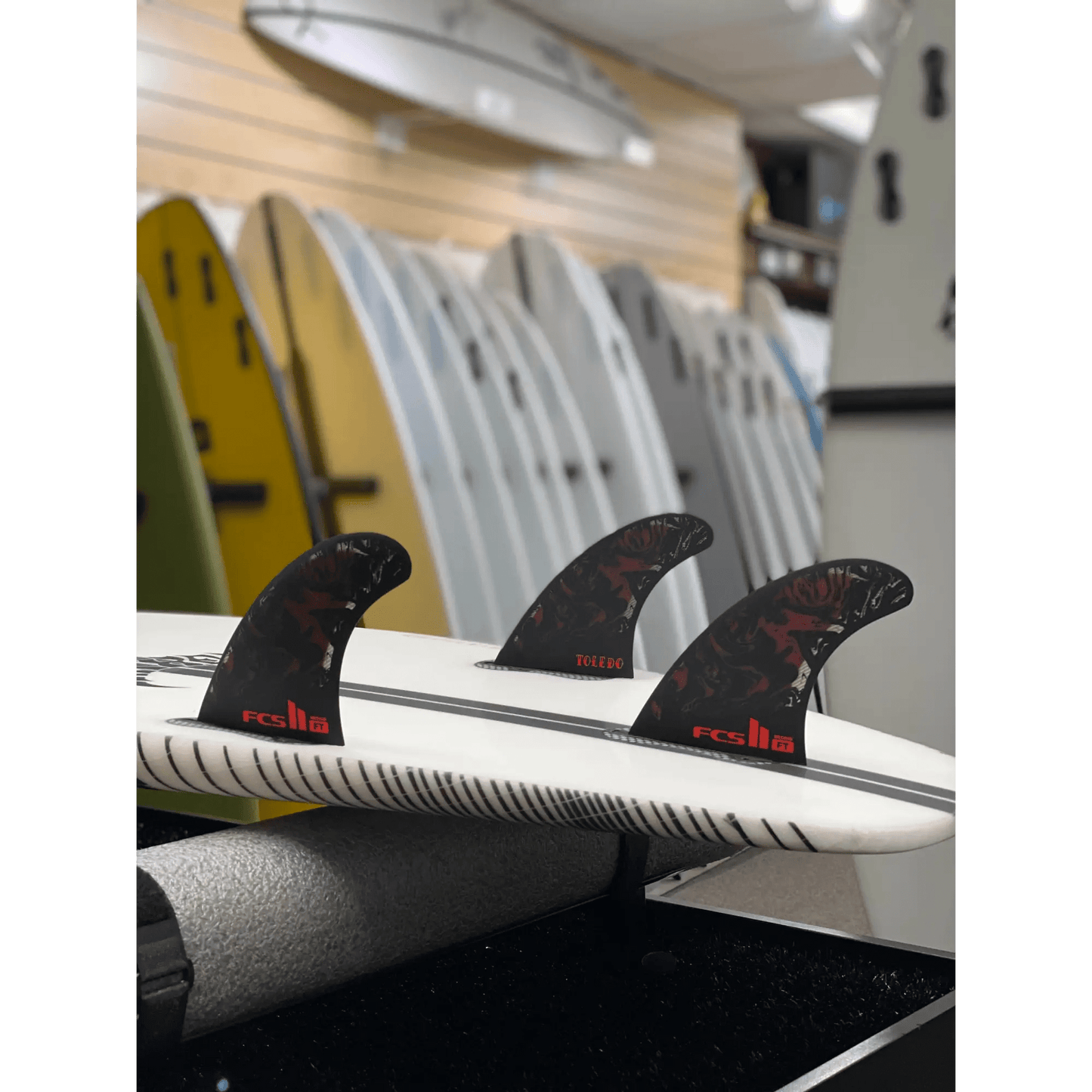 FCS II THRUSTER Filipe Toledo Performance Core - Shop Now