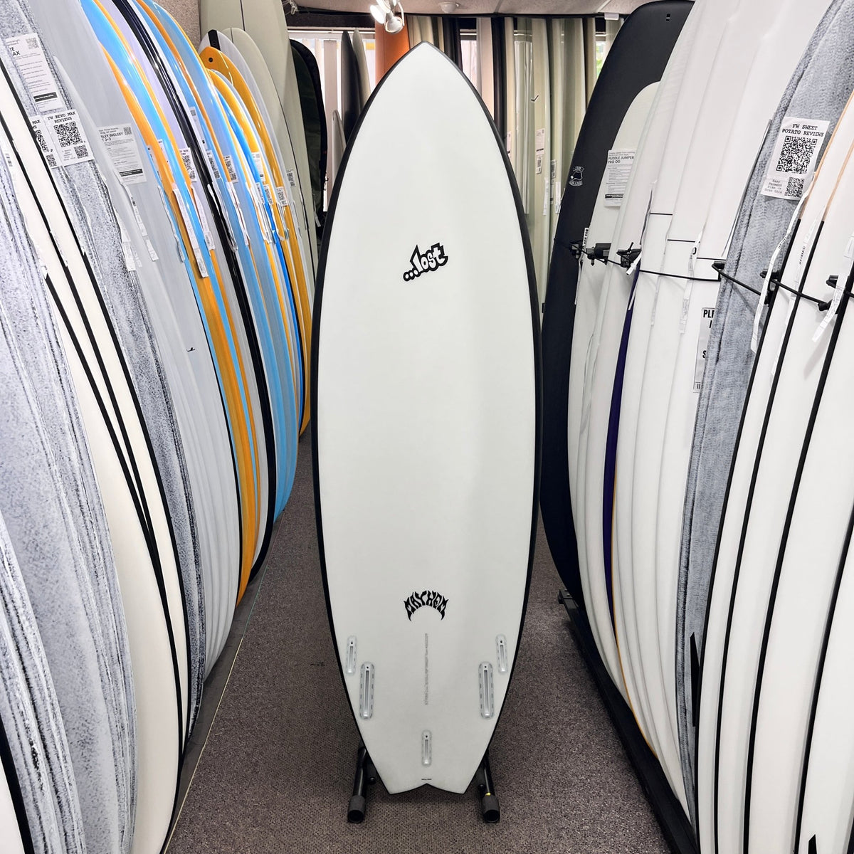 Lost RNF Twinzer 96'er Black Sheep Futures 5'7 V30.55 - Free Canards - Must-Have for Surfers