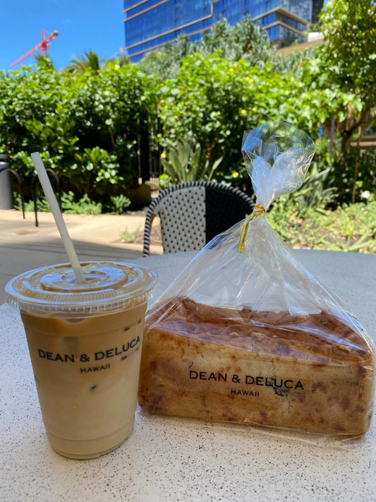 ☕️良いお天気になったので徒歩3分のカカアコ　Dean Deluca ☕️💕 - Hawaiian South Shore