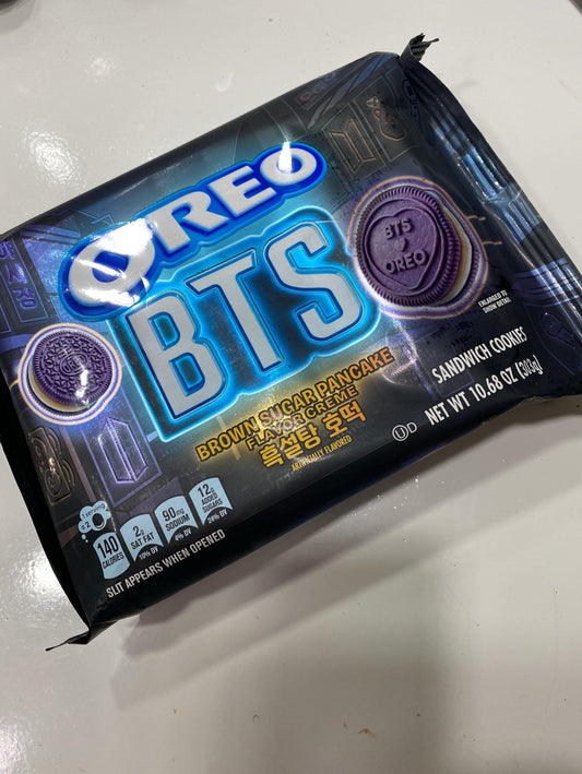 🍪やっと手に入れたBTS限定クッキー　ところが山の様に売られてる店があったわ🍪 - Hawaiian South Shore