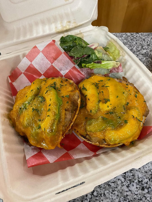 久しぶりに来た　有吉の夏休みでも紹介されてたベーグルが美味しい