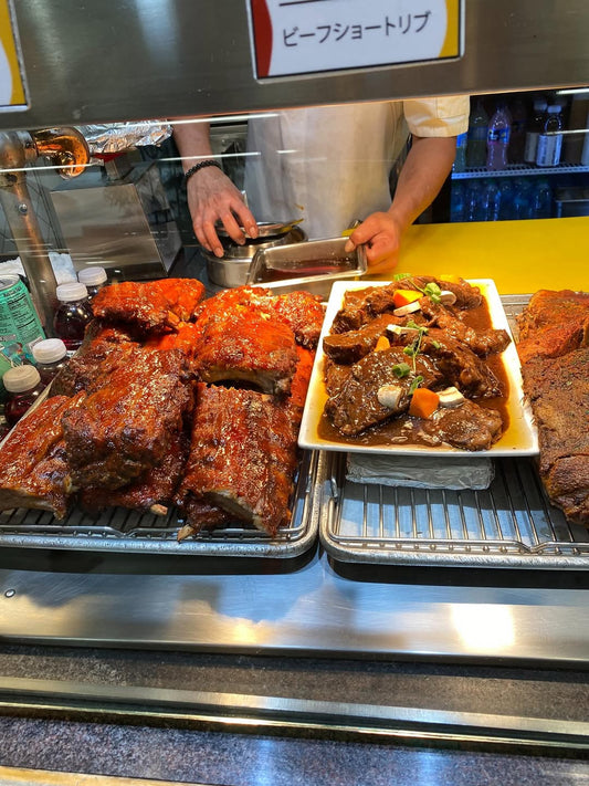 アラモアナフードコートの日曜日の朝