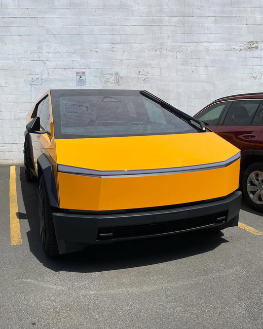 🧡テスラの戦車が新色でてる　ハワイに合う🧡 🚙 - Hawaiian South Shore