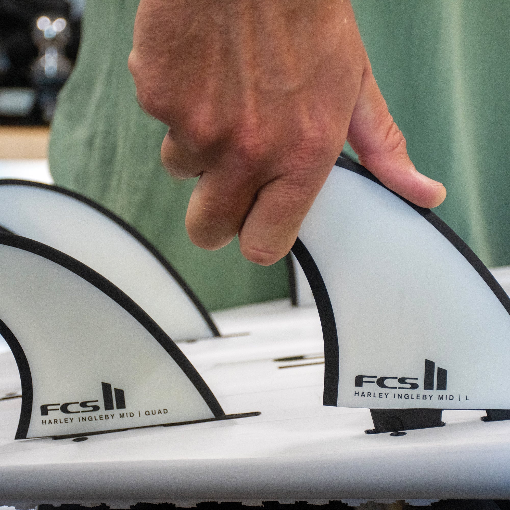 サーフィン・ボディボード FCS2 FCS 2 HI QUAD HARLEY PC TRY QUAD FCS II Harley Mid Tri-Quad Fin Set (For Online Purchase Only)