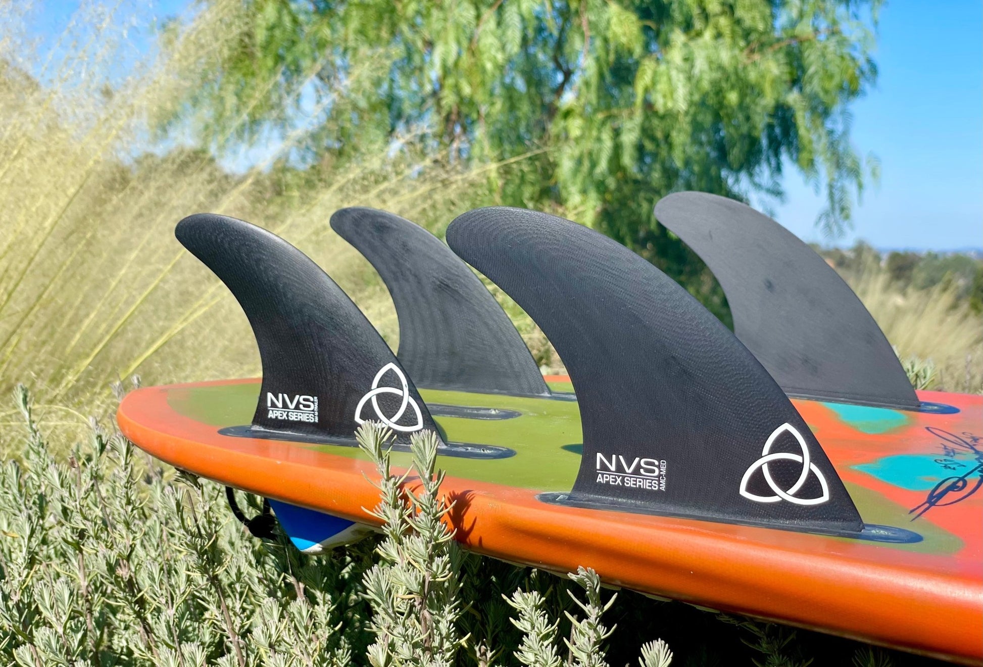 AM - Comp Quads (M, L) - Apex (For Online Purchase Only) - Must - Have for Surfers