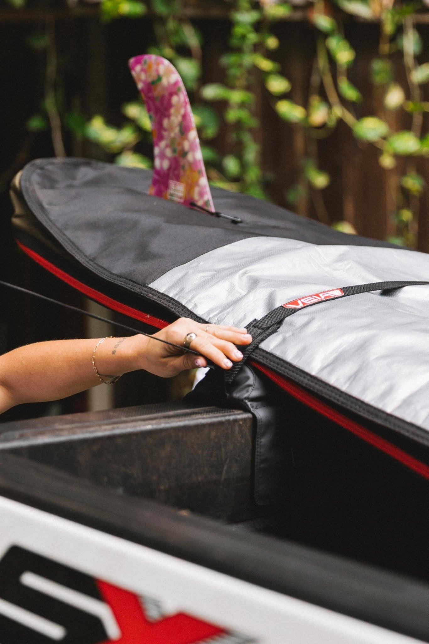 Explorer Single Tailgate Truck Pad - Black (For Online Purchase Only) - Must - Have for Surfers