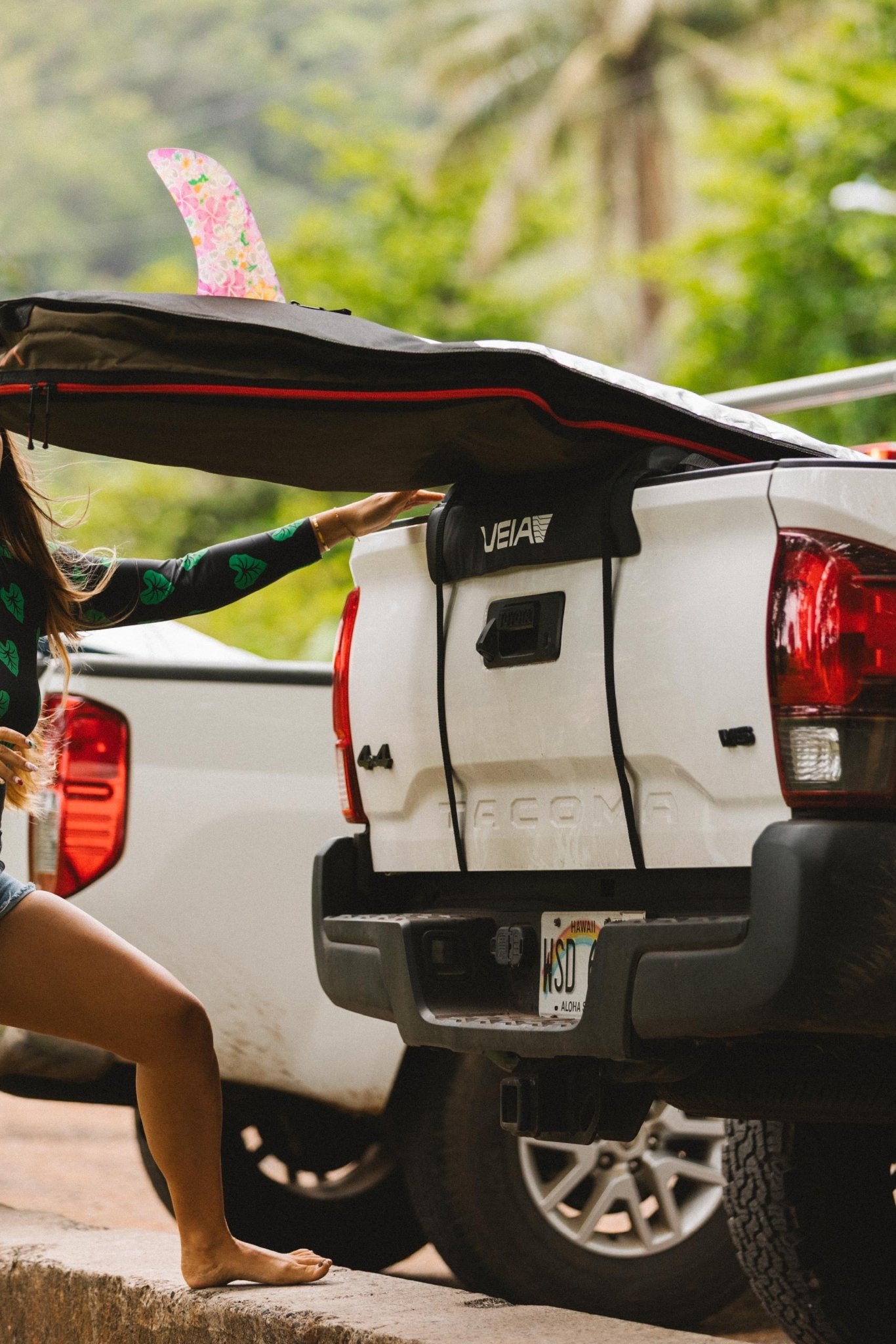 Explorer Single Tailgate Truck Pad - Black (For Online Purchase Only) - Must - Have for Surfers