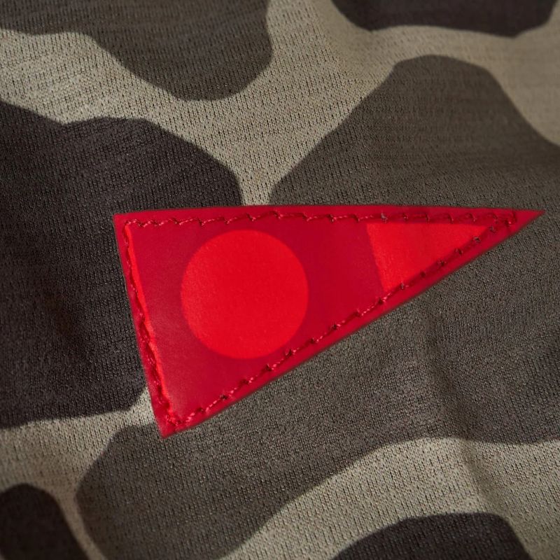 Florence Marine X Airtex Long Sleeve Hooded (XSmall) Tundra Camo - Must - Have for Surfers