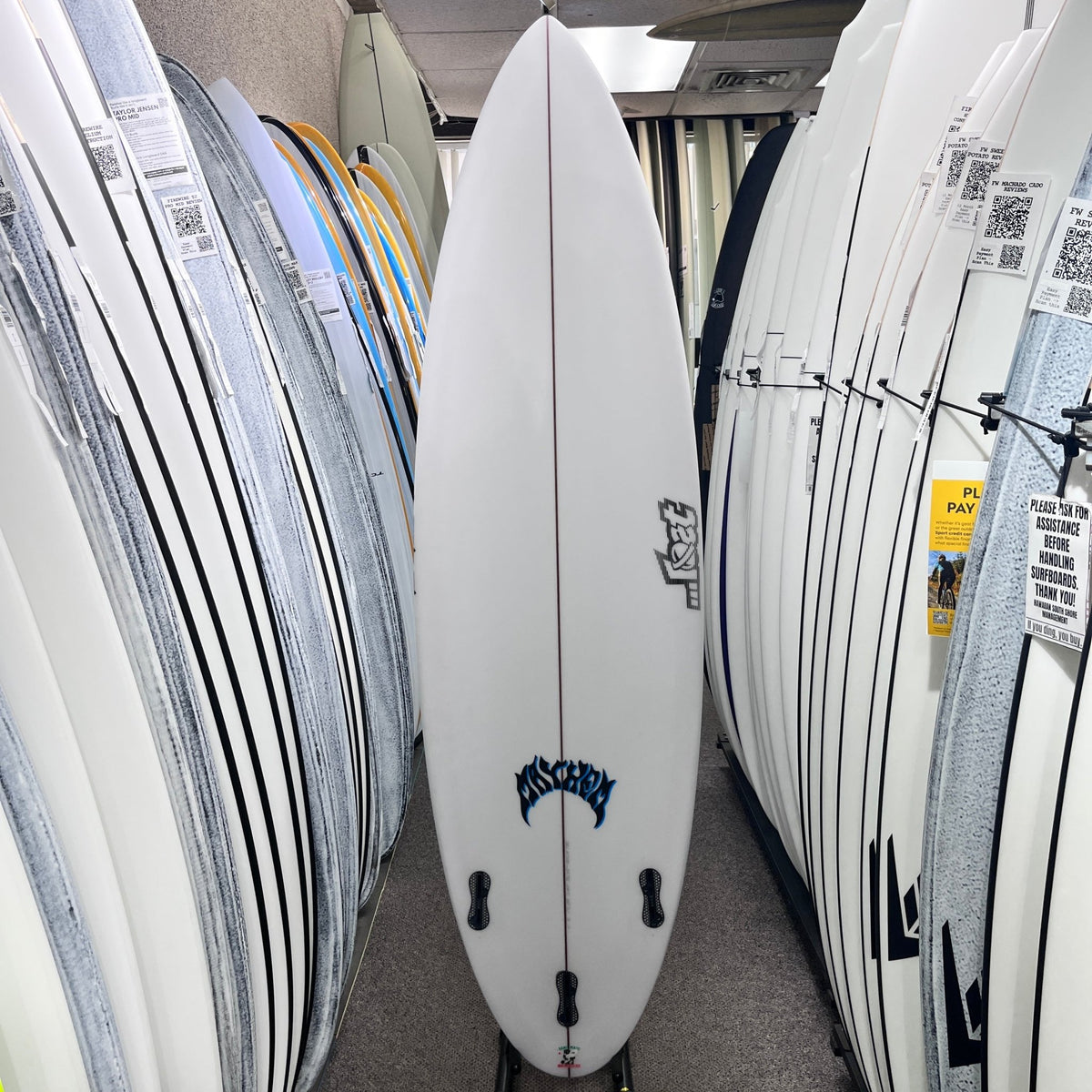 Lost Formula 1 PU 6'2 V32.45 - FCS II bottom