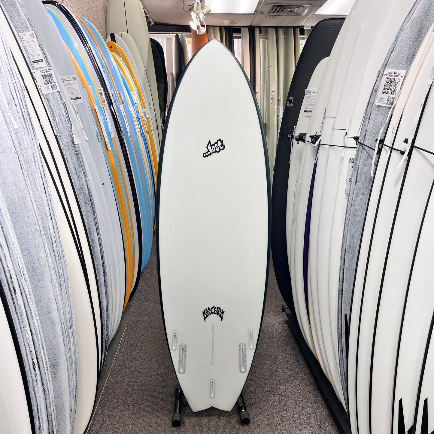 Lost RNF Twinzer 96'er Black Sheep Futures 5'6 V29.5 - Free Canards - Must-Have for Surfers