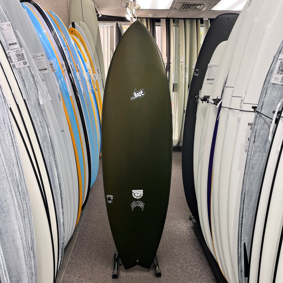 Lost RNF Twinzer 96'er Black Sheep Futures 5'9 V32.75 - Free Canards - Must-Have for Surfers