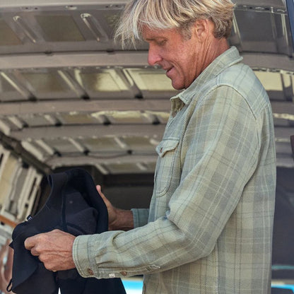 Outerknown SHIRT (Med - XLarge) Island Leaf Little Boxes - Must - Have for Surfers