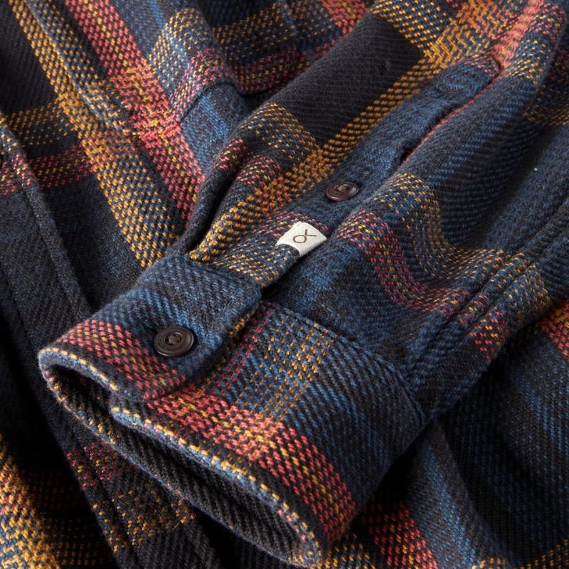 Outerknown SHIRT Pitch Black Wander Plaid - Must - Have for Surfers