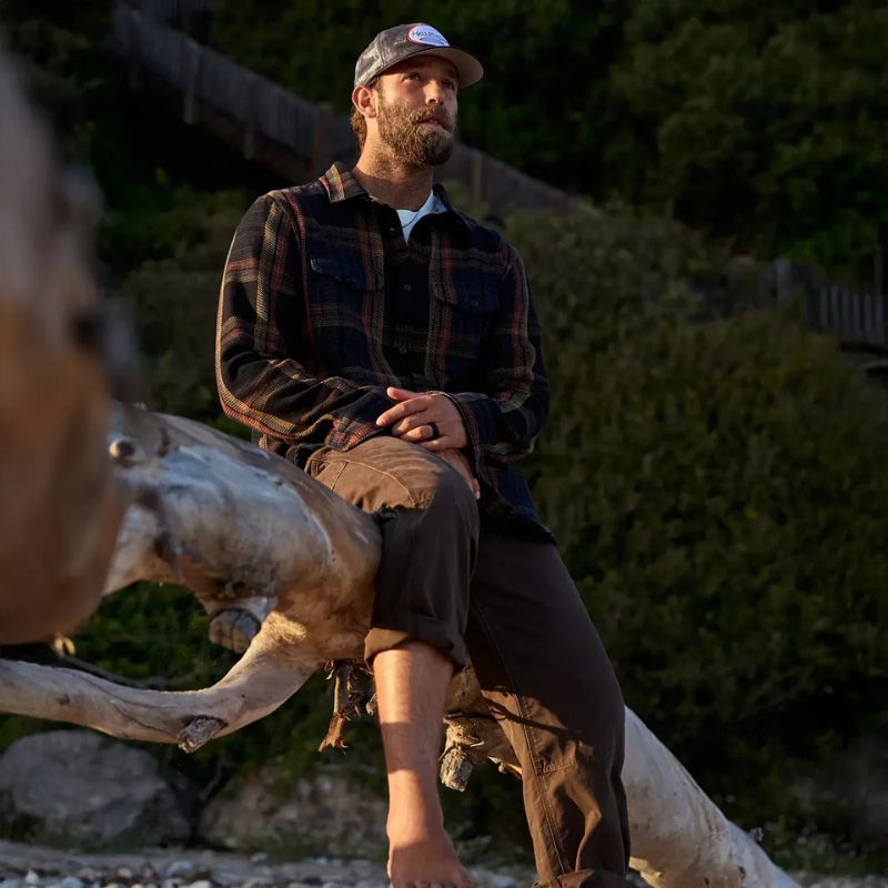 Outerknown SHIRT Pitch Black Wander Plaid - Must - Have for Surfers