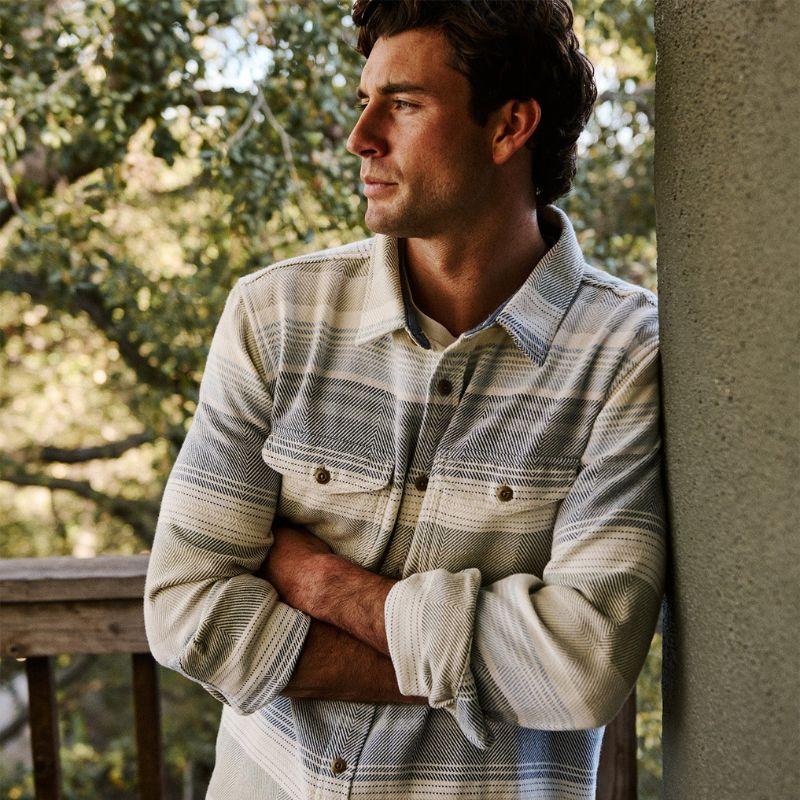 Outerknown SHIRT (Small-XLarge) Cool Water Sonoran Stripe - Must-Have for Surfers