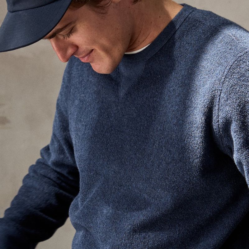 Outerknown Sweater Hightide Crew (Small - Large) Heather Indigo - Must - Have for Surfers
