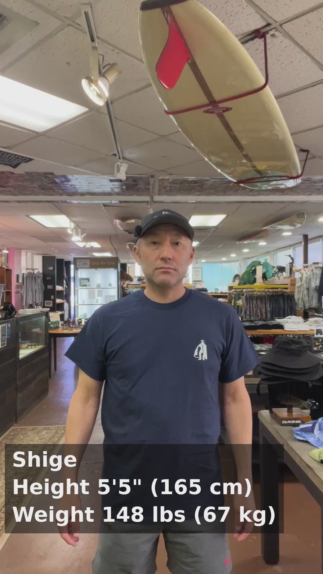 HSS T-Shirt KAMEHAMEHA 2 Navy fit video - Shige 5'5" (165 cm), 148 lbs (67 kg)