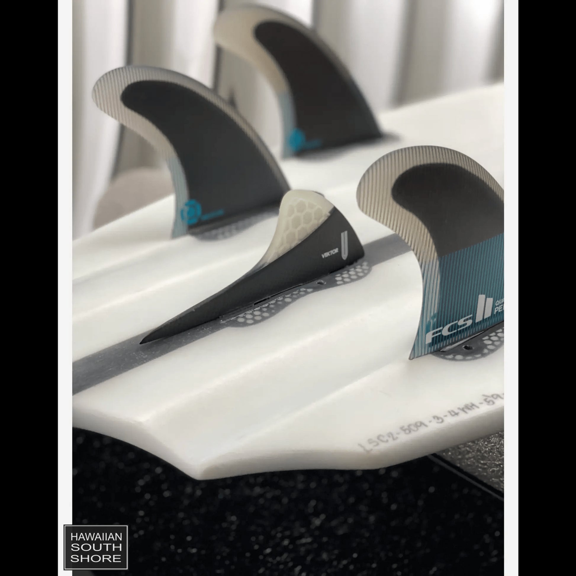 Vektor Drive Knubster FCS II Compatible White Color - SHOP SURF ACC. - [Surfboards Surf Shop and Clothing Boutique Honolulu]