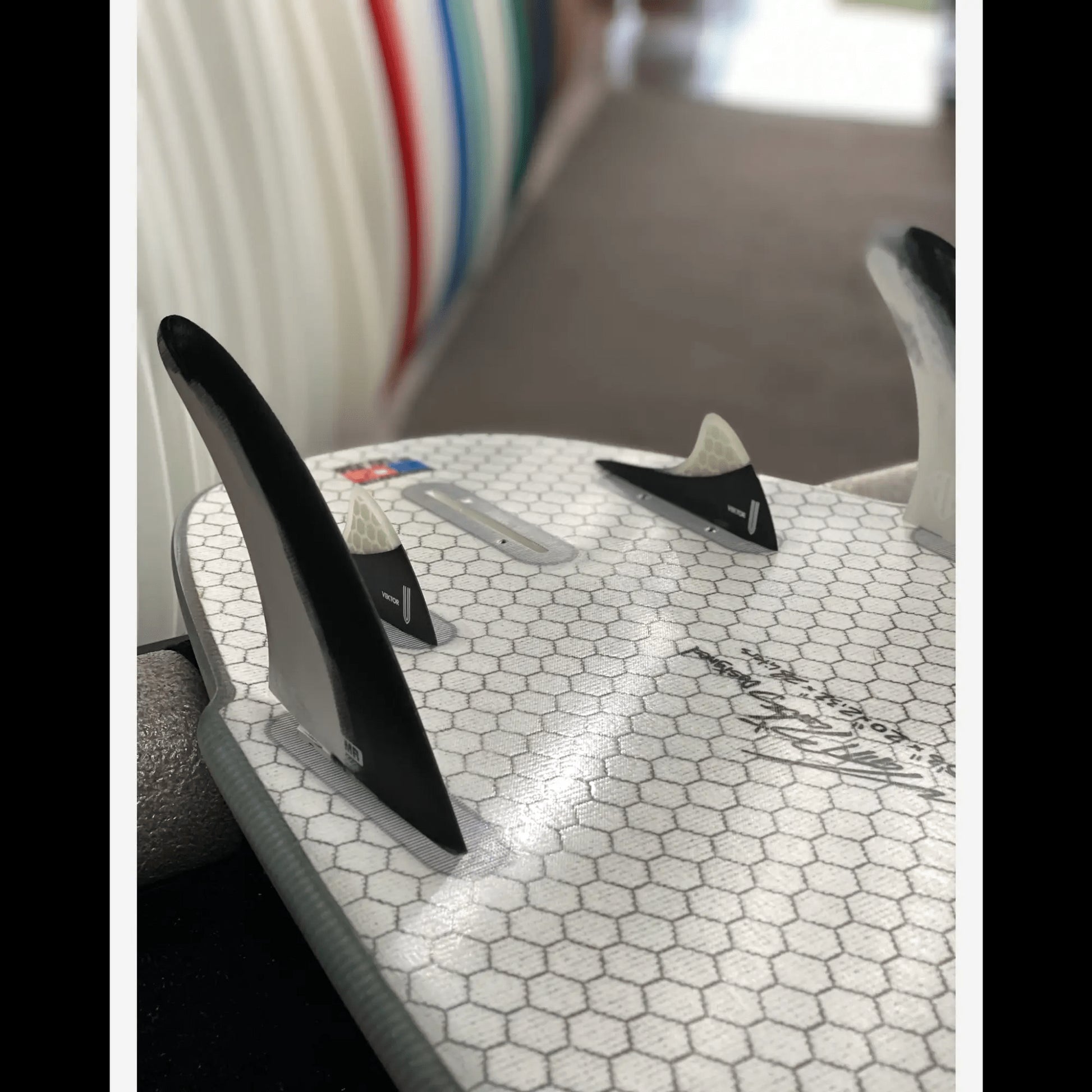 Vektor Drive Knubster FCS II Compatible White Color - SHOP SURF ACC. - [Surfboards Surf Shop and Clothing Boutique Honolulu]