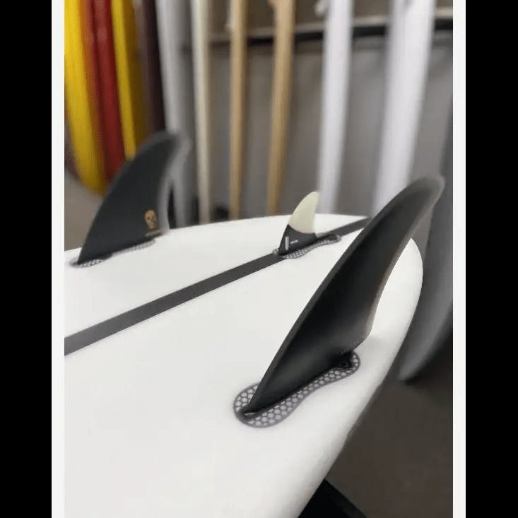 Vektor VFC Knubster FCS Compatible White Color - SHOP SURF ACC. - [Surfboards Surf Shop and Clothing Boutique Honolulu]