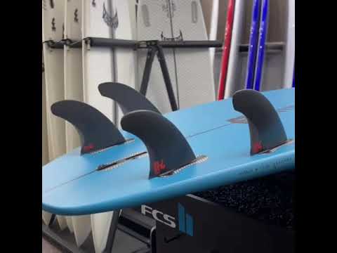 Shop FCS II Quad Rear H4 Smoke| Hawaii